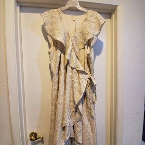 NWT-Gilli Polka Dot Wrap Dress!